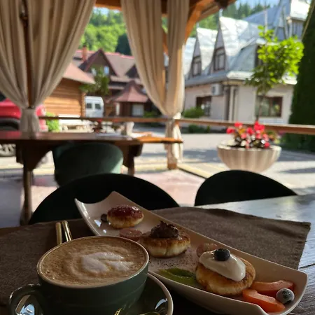 гостинний двір - зґарда